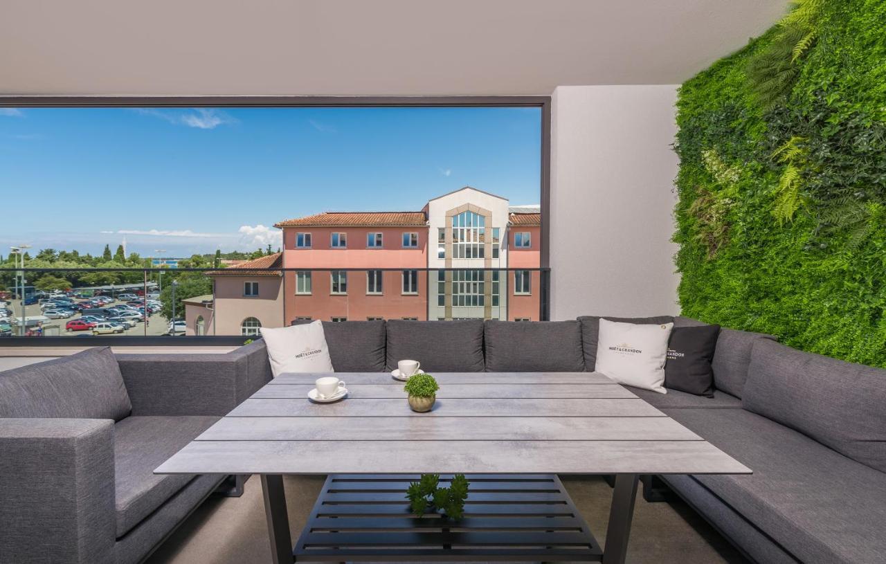 Val Di Sole 2 Lägenhet Poreč Exteriör bild
